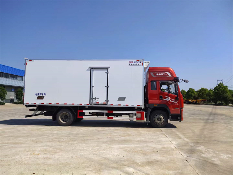 國(guó)六解放18噸冷藏車(chē)