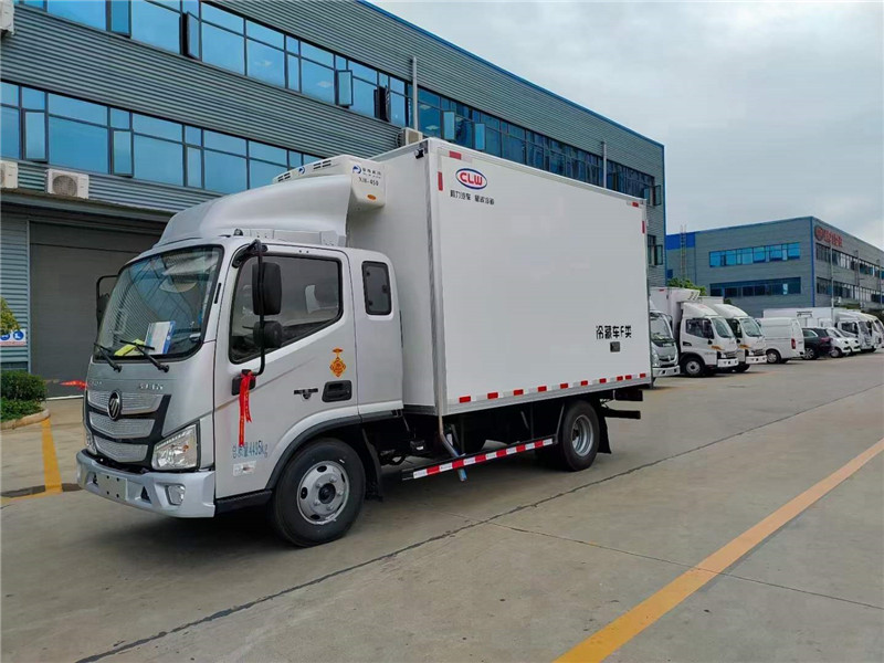 福田歐馬可S1排半活魚(yú)冷藏運(yùn)輸車(chē)